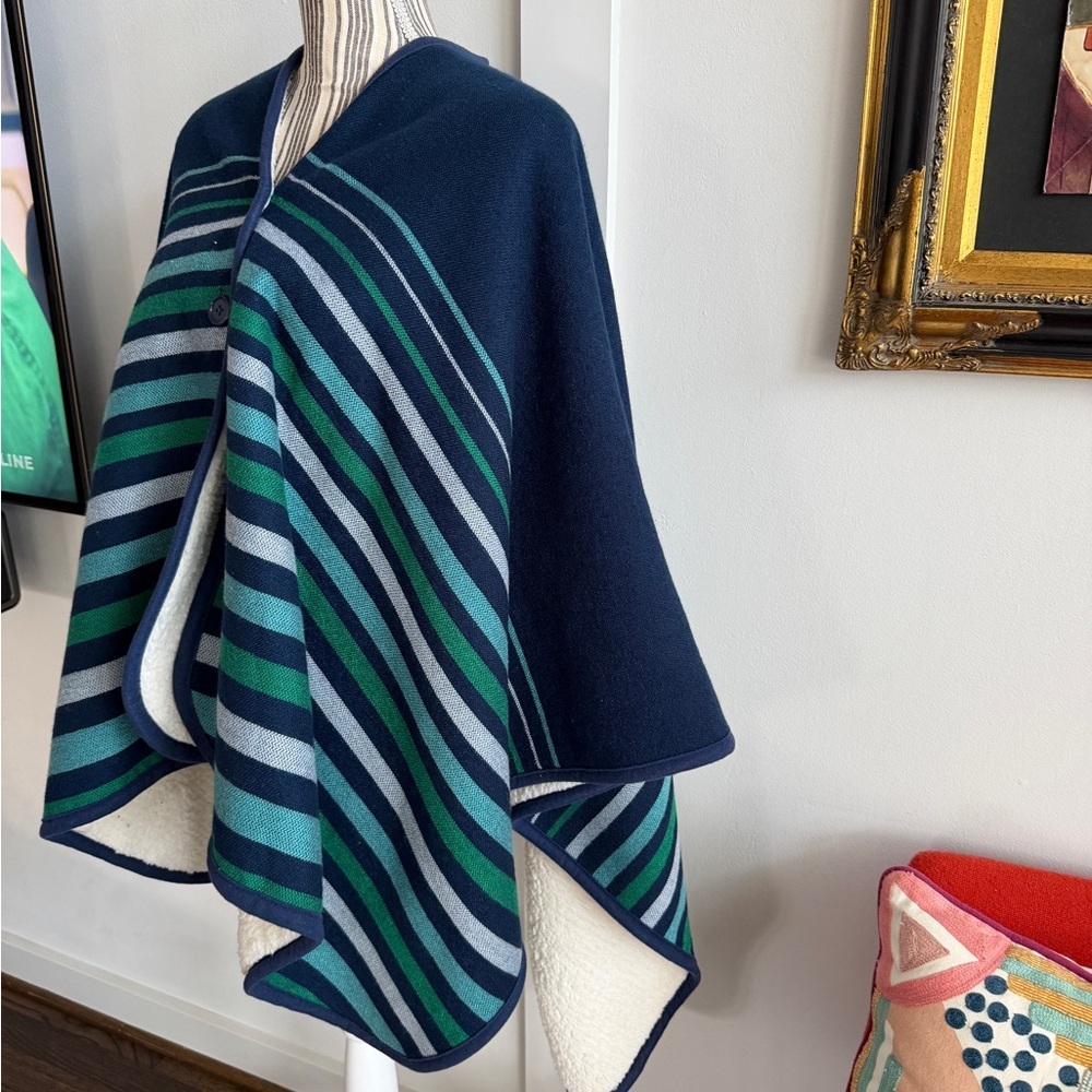 Lands’ End Reversible Fleece Sherpa Poncho Cape Wrap O/S NWT - Picture 3 of 5